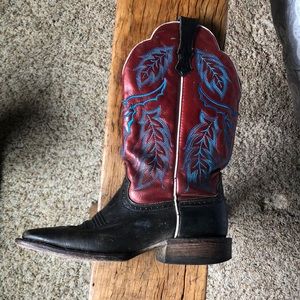 Ariat Women Outlaw Western cowboy boots